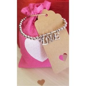 NEW 💗 Silver LOVE Bracelet